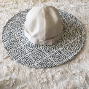 Chanel White Cotton Beach Hat with Tweed Brim